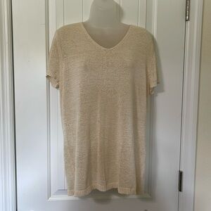 August Max Woman Cream Shirt. Size X.